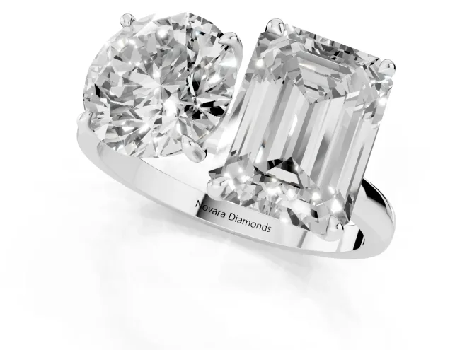 Round Cut and Emerald Cut Toi Moi Ring Set in Silver with Prong Setting – second view