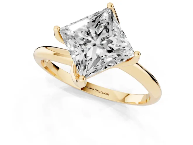 Princess Cut Diamond Solitaire Engagement Ring Set in Yellow gold with Classic Plain Band – second view