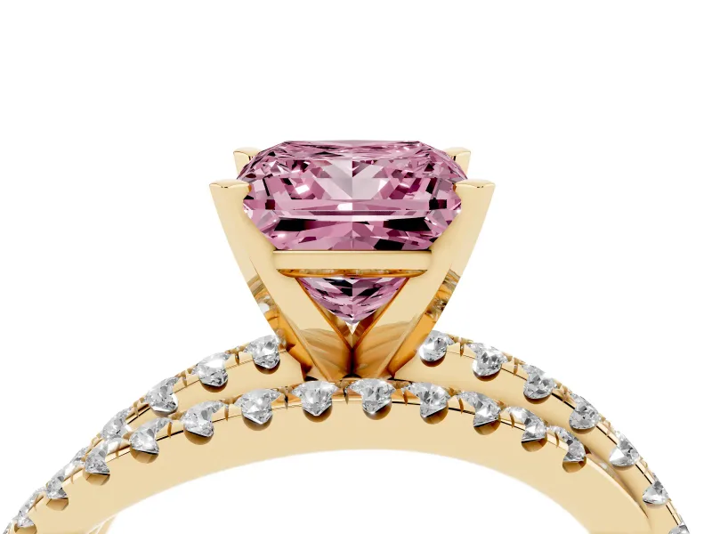 Princess Cut Twisted Pavé Engagement Ring Setting for a Fancy Pink Lab-Grown Diamond | Yellow Gold