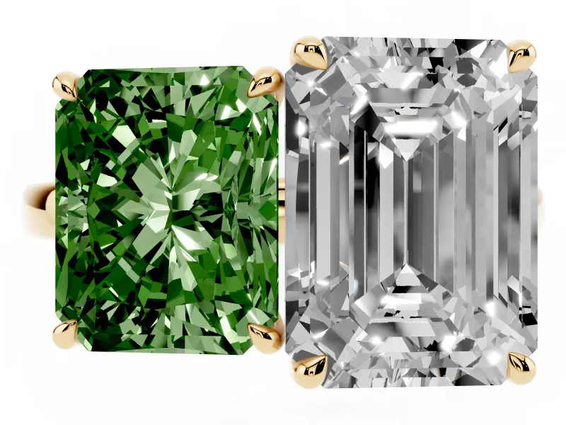 Fancy Green Radiant Cut and Emerald Cut Toi Moi Ring Set in Yellow gold with Prong Setting