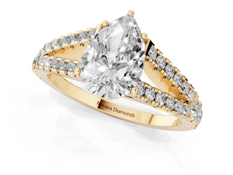 Pear-Shaped Graduated Pave Split Shank Engagement Ring Setting | V Split Shoulders | Yellow Gold