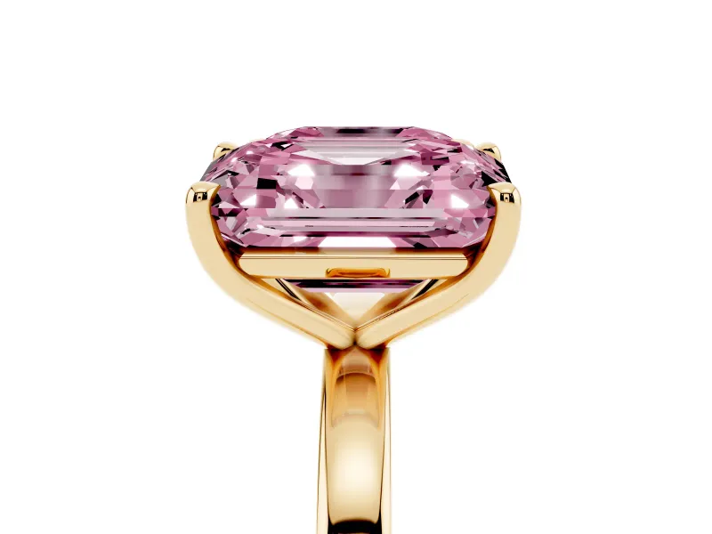 Fancy Pink Asscher Cut and Emerald Cut Toi Moi Ring Set in Yellow gold with Prong Setting