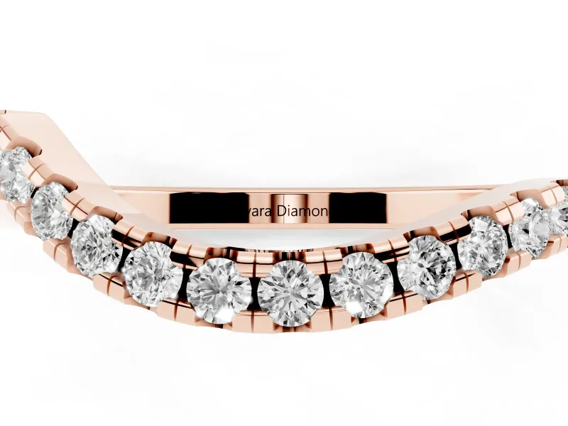 Round Diamond Pavé Twist Band Set in Rose gold with U-Prong Setting