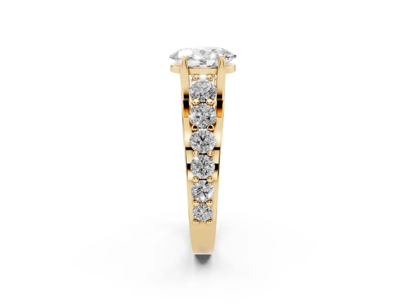 Oval Graduated Side Stone Engagement Ring Setting | Shared Prong Rails | Yellow Gold