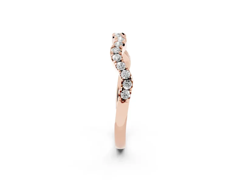 Round Diamond Scalloped Pavé Wedding Band Set in Rose gold with Shared Prong Setting
