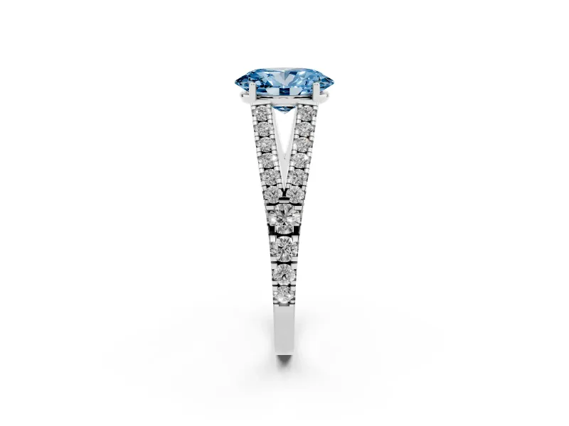 Oval Graduated Split Shank Engagement Ring Setting for a Fancy Blue Lab-Grown Diamond | Platinum