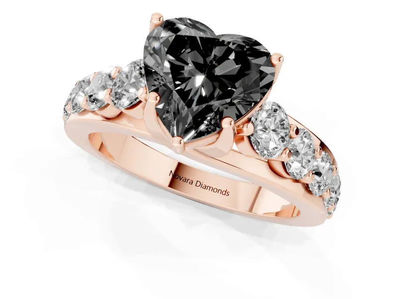 Heart-Shaped Engagement Ring Setting for a Black Center | Rose Gold