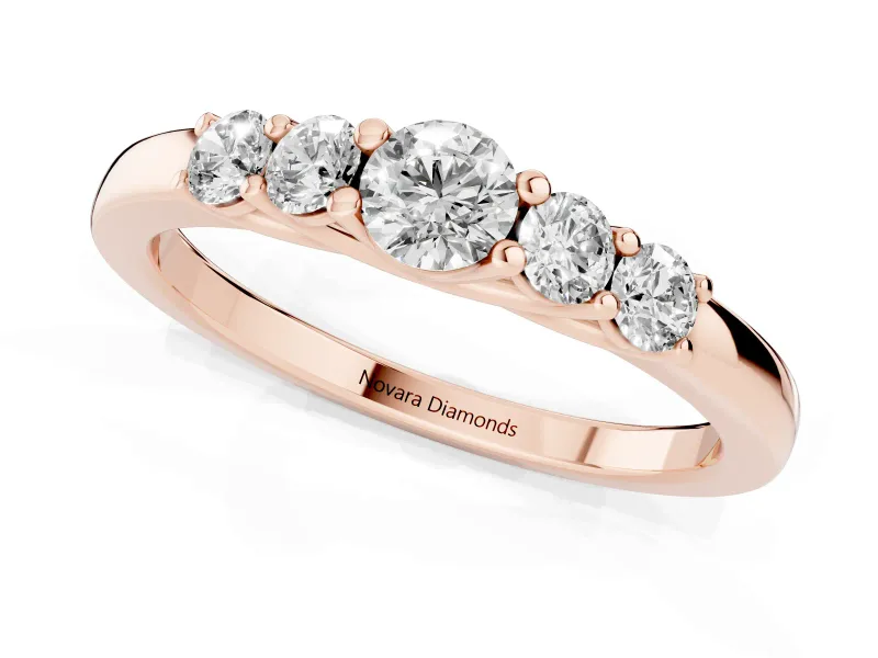 Five-Stone Round Diamond Prong-Set Half Eternity Band Set in Rose gold