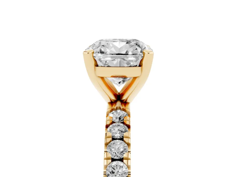Cushion Cut Diamond Pavé Band Solitaire Set in Yellow gold with Prong Setting