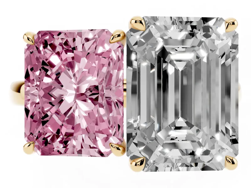 Fancy Pink Radiant Cut and Emerald Cut Toi Moi Ring Set in Yellow gold with Prong Setting