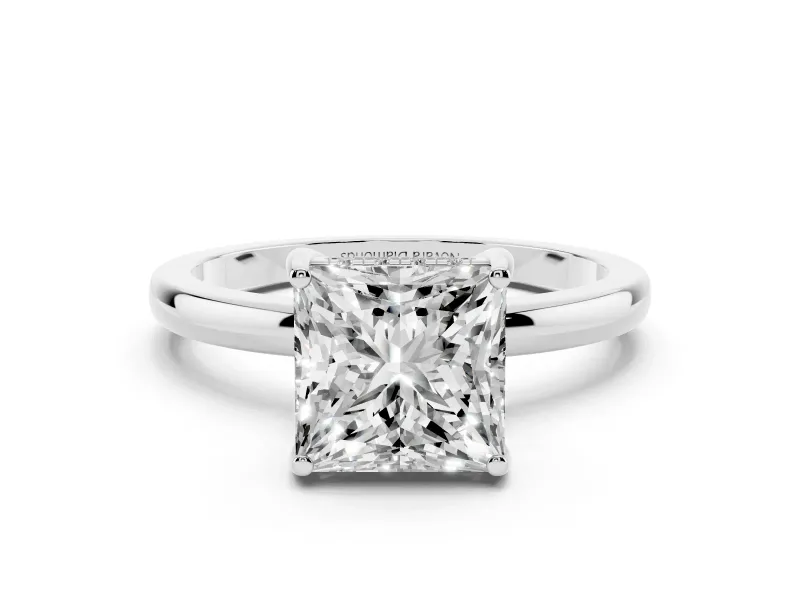 Princess Cut Diamond Solitaire Ring Set in Platinum with Plain Band and Prong Setting