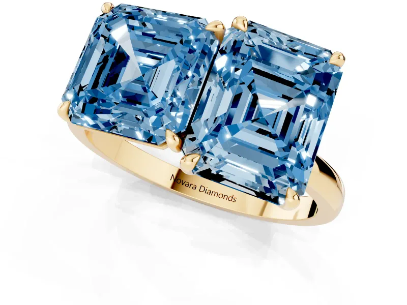 Fancy Blue Asscher Cut and Emerald Cut Toi Moi Ring Set in Yellow gold with Prong Setting