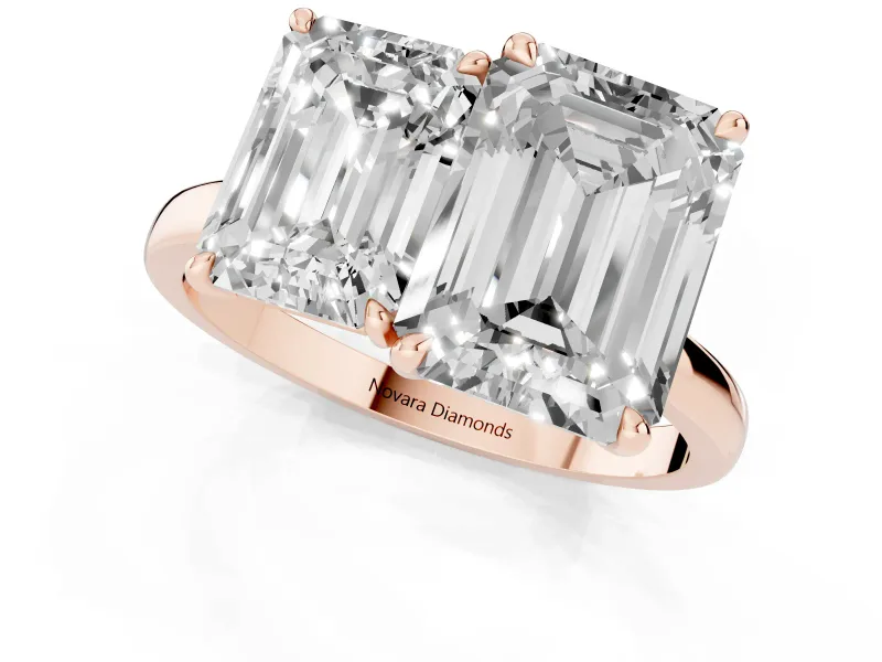 Emerald Cut and Emerald Cut Toi Moi Ring Set in Rose gold with Prong Setting