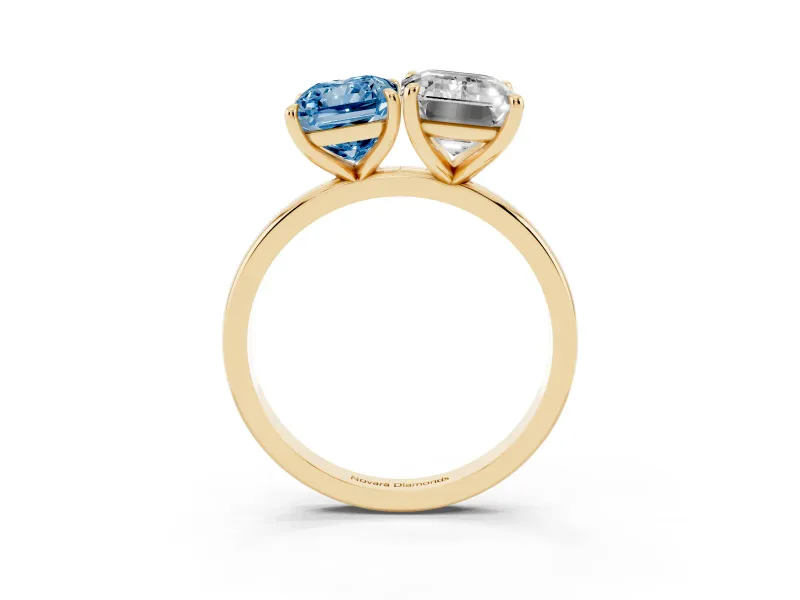 Fancy Blue Radiant Cut and Emerald Cut Toi Moi Ring Set in Yellow gold with Prong Setting