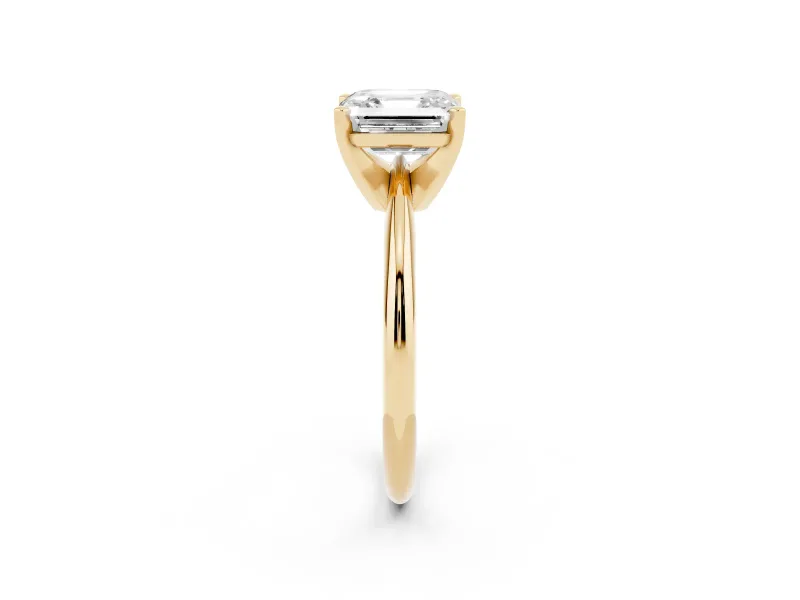 Asscher Cut Diamond Solitaire Ring Set in Yellow gold with Prong Setting on a Plain Round Band