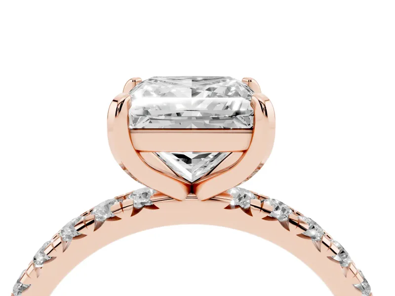 Princess Cut Diamond Pavé Solitaire Ring Set in Rose gold with Round Band and Prong Setting