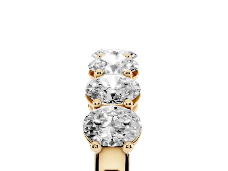 Oval Lab-Grown Diamond Half Eternity Band | Shared Prongs | Yellow Gold