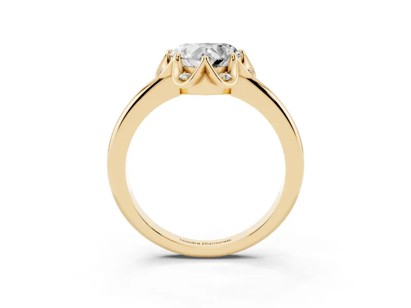 Heart-Shaped Scalloped Petal Halo Engagement Ring Setting | Plain Band | Yellow Gold