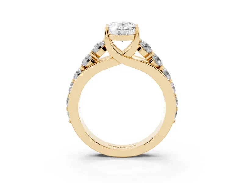 Oval Graduated Side Stone Engagement Ring Setting | Shared Prong Rails | Yellow Gold