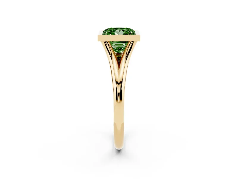 Princess Cut Bezel Engagement Ring Setting for a Fancy Green Lab-Grown Diamond | Yellow Gold