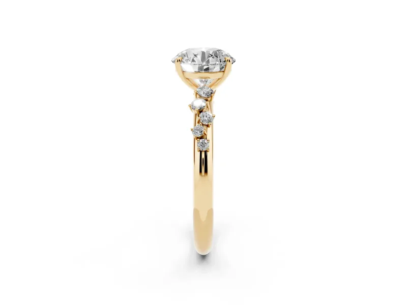 Round Cut Diamond Cluster Solitaire Ring Set in Yellow gold with Prong Setting