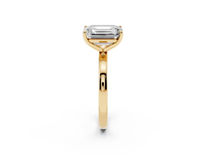 Fancy Pink Emerald Cut and Emerald Cut Toi Moi Ring Set in Yellow gold with Prong Setting