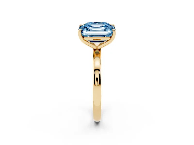 Fancy Blue Asscher Cut and Emerald Cut Toi Moi Ring Set in Yellow gold with Prong Setting