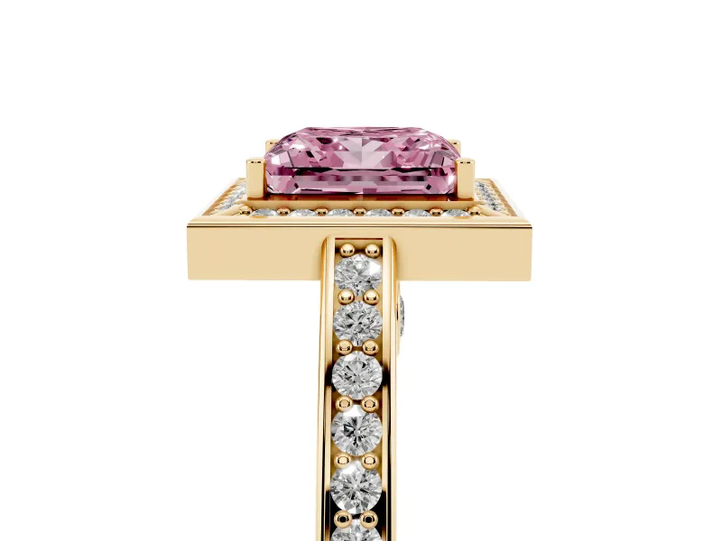 Fancy Pink Princess Cut Diamond Halo Pavé Split Shank Ring Set in Yellow gold with Prong Setting