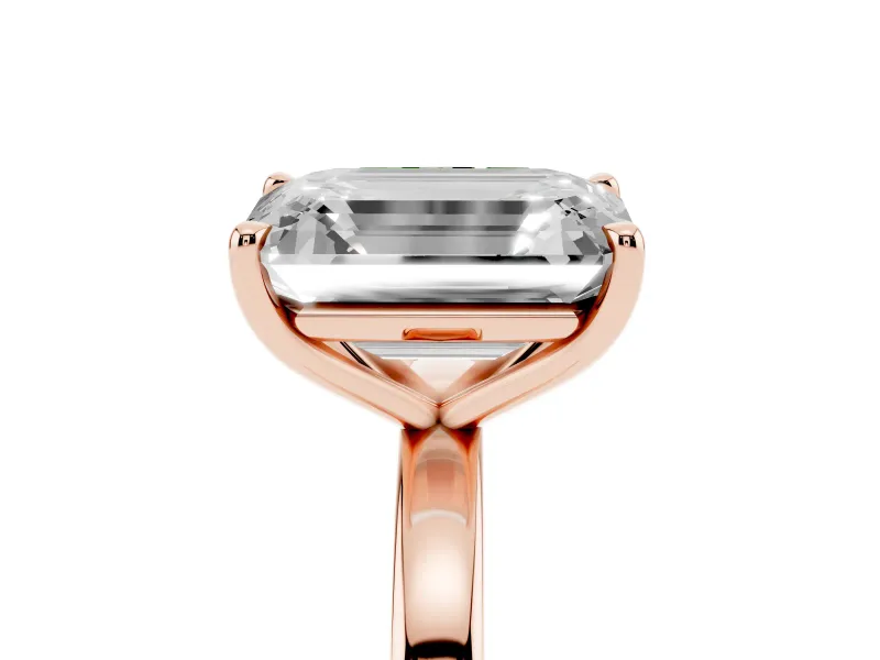 Fancy Green Radiant Cut and Emerald Cut Toi Moi Ring Set in Rose gold with Prong Setting