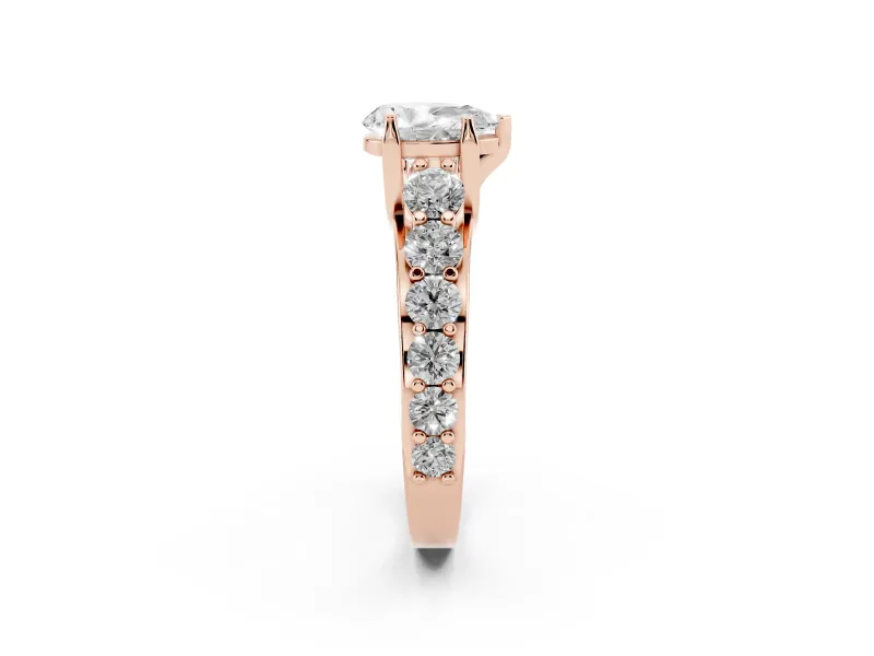 Pear-Shaped Graduated Side Stone Engagement Ring Setting | Shared Prong Rails | Rose Gold