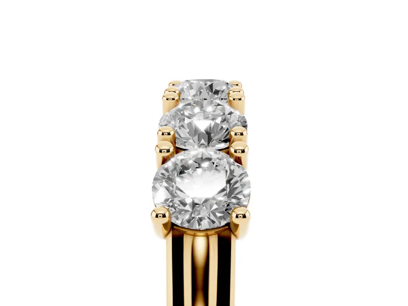 Five-Stone Round Diamond Wedding Band Set in Yellow gold with Prong Setting