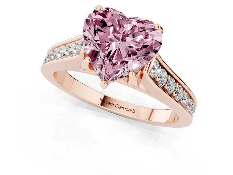 Heart-Shaped Graduated Pavé Engagement Ring Setting for a Fancy Pink Lab-Grown Diamond | Rose Gold