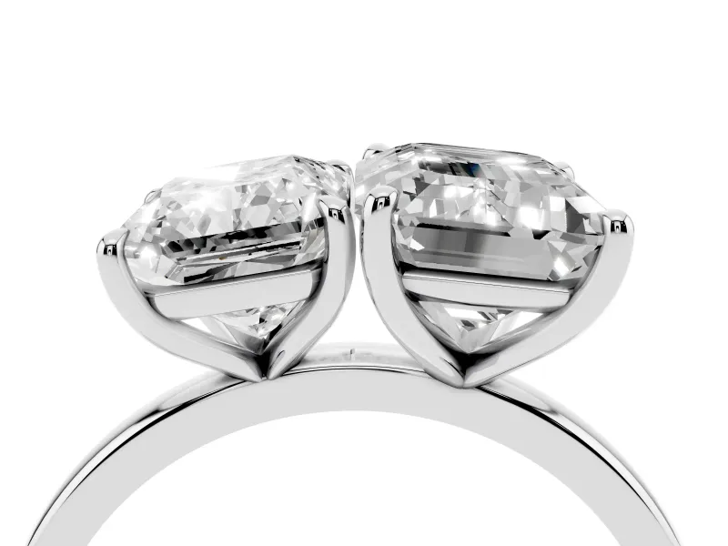 Radiant Cut and Emerald Cut Toi Moi Ring Set in Platinum with Prong Setting