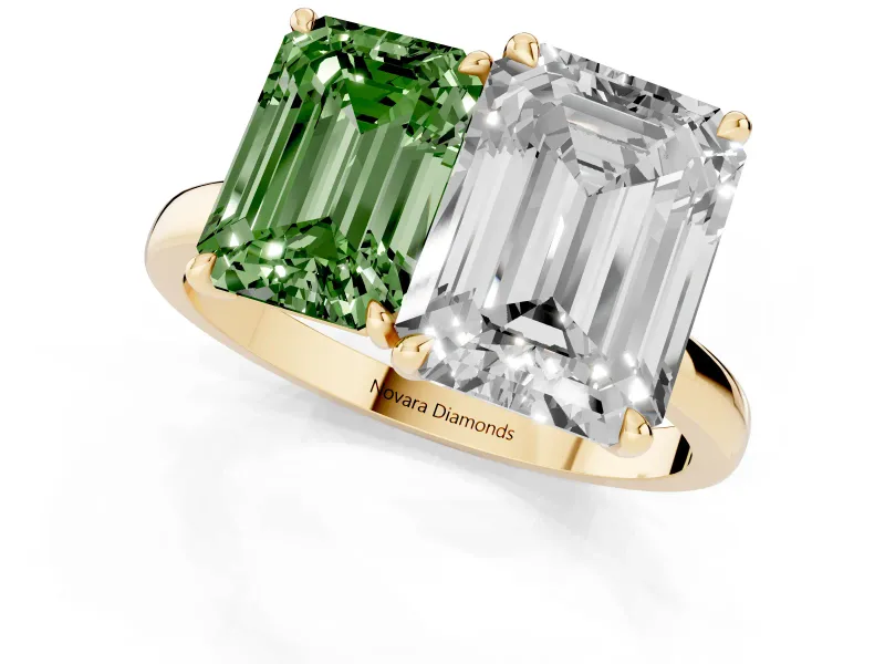 Fancy Green Emerald Cut and Emerald Cut Toi Moi Ring Set in Yellow gold with Prong Setting