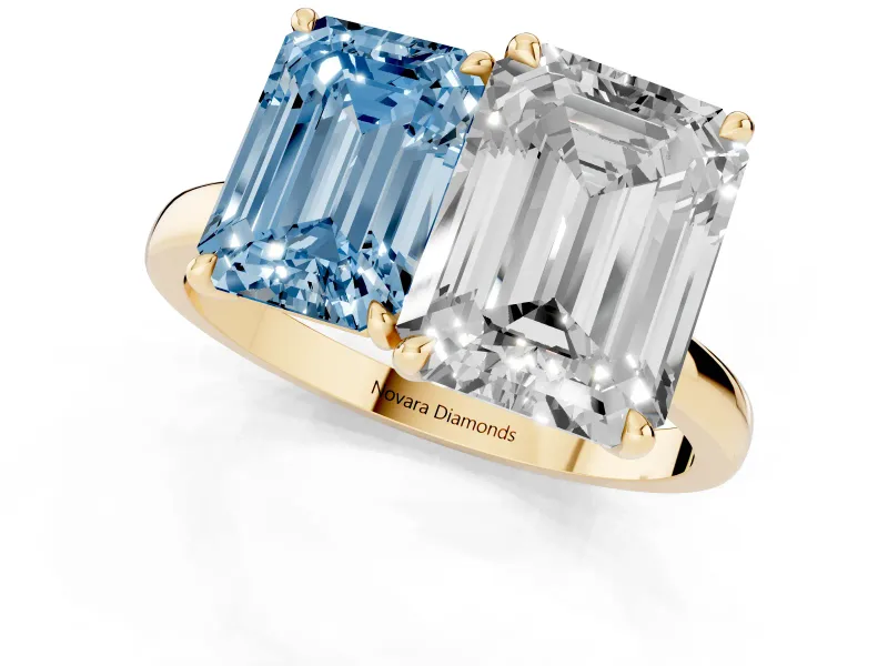 Fancy Blue Emerald Cut and Emerald Cut Toi Moi Ring Set in Yellow gold with Prong Setting