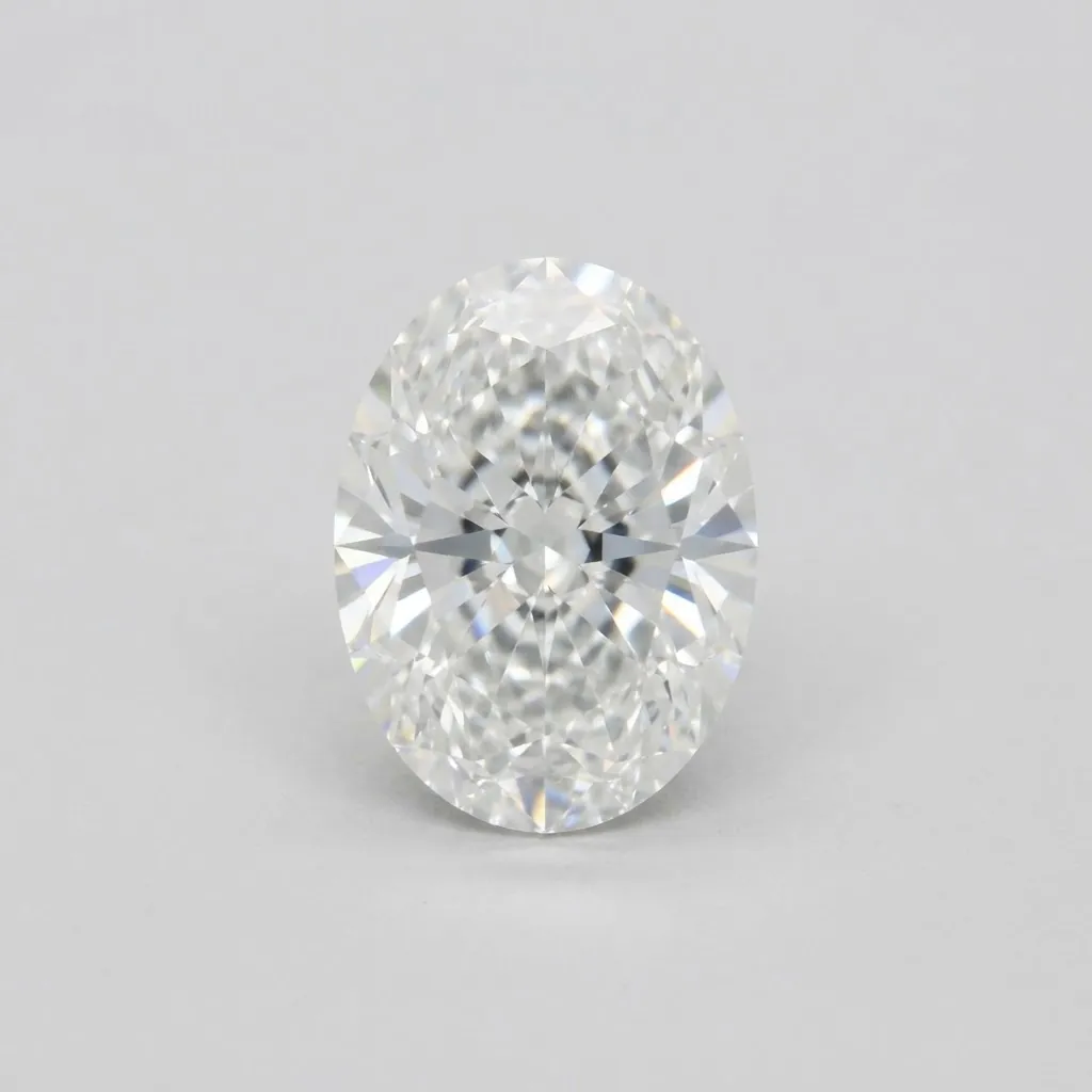 Oval cut diamond